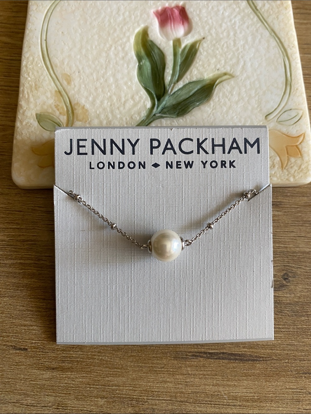 Jenny Packham pearl silver colored necklace